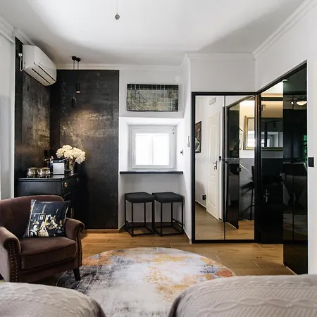 Tiffany's Town House Отель типа 