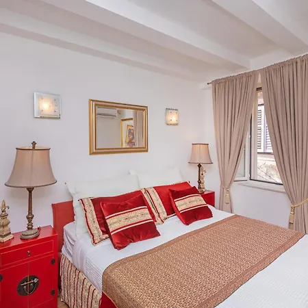 Bed & Breakfast Tiffany's Old Town
