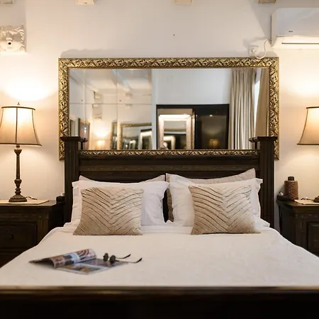Bed & Breakfast Tiffany's Town House