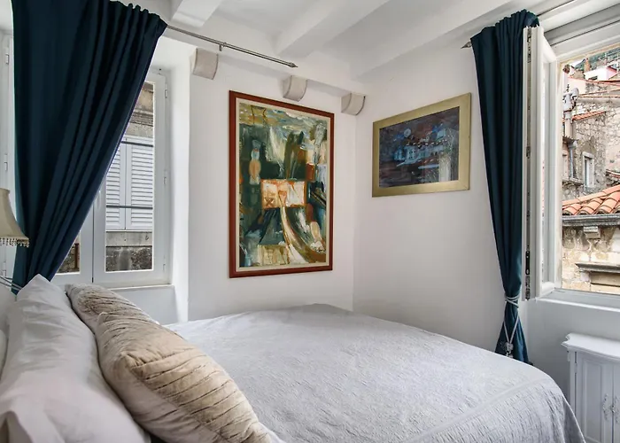 Bed and breakfast Tiffany's Town House 4*